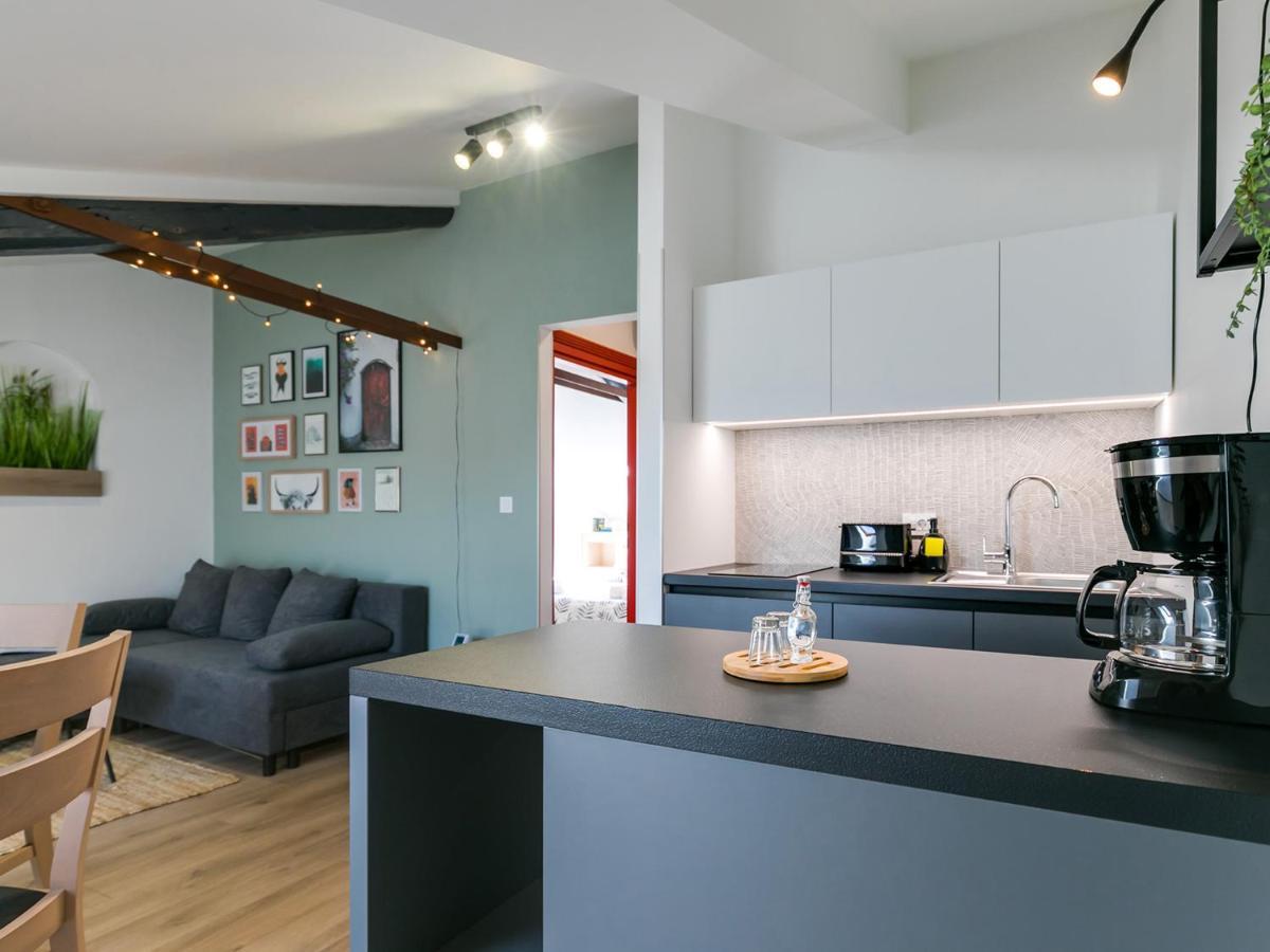 Fantattic Apartment City Center Пореч Екстер'єр фото
